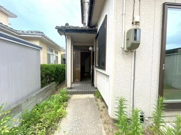 Slide 4