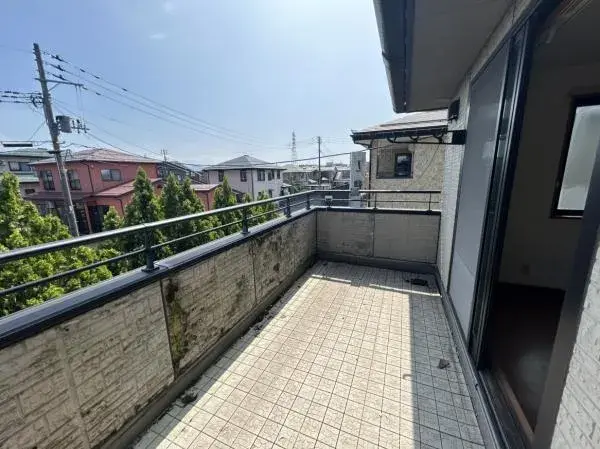 Slide 4