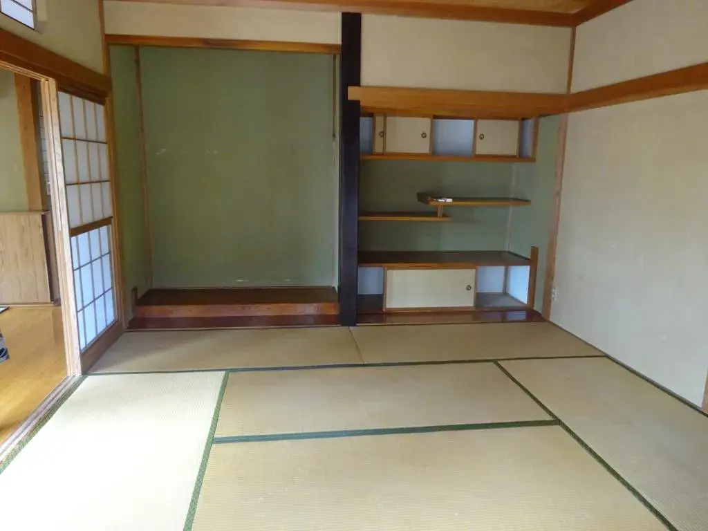 Slide 4