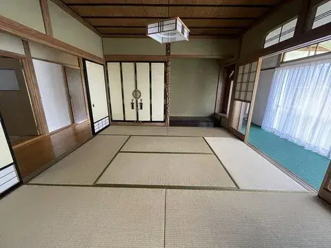 Slide 4
