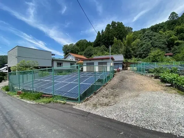 Slide 0