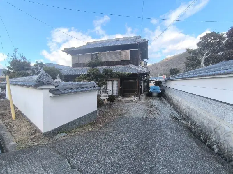 Slide 0