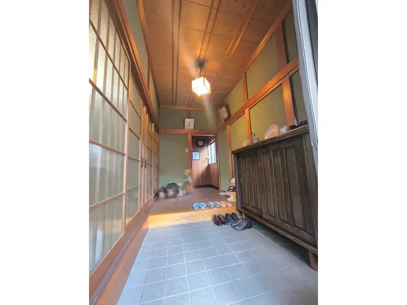 Slide 4