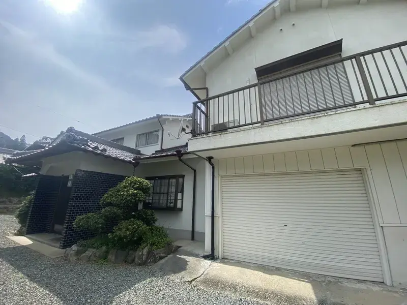 Slide 0