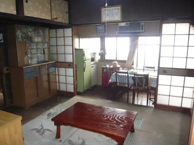 Slide 3
