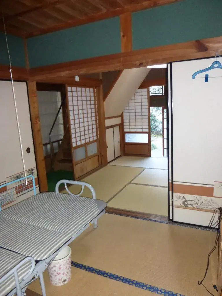 Slide 4