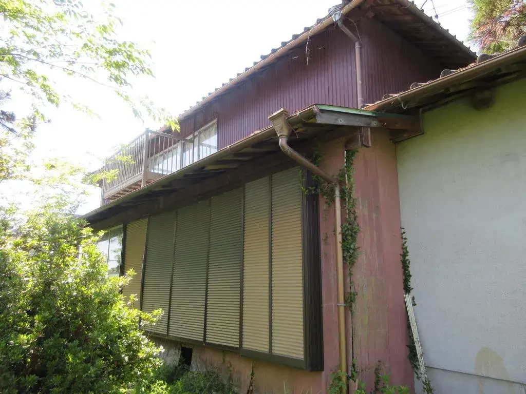 Slide 4