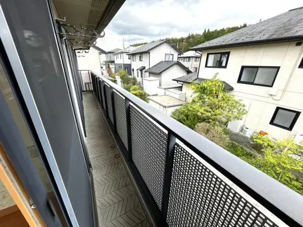 Slide 4