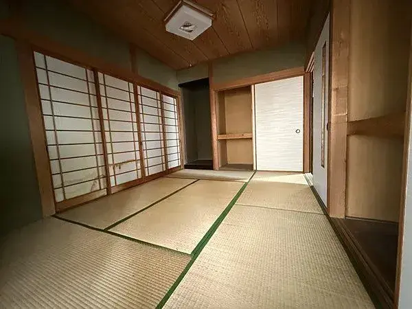 Slide 4