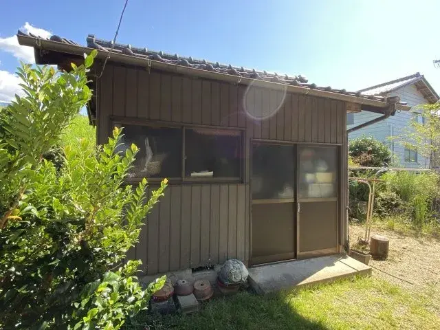 Slide 4