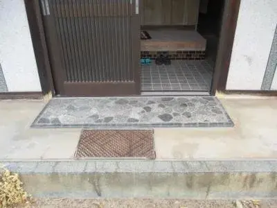 Slide 4