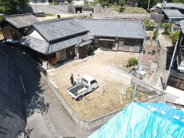 Slide 0