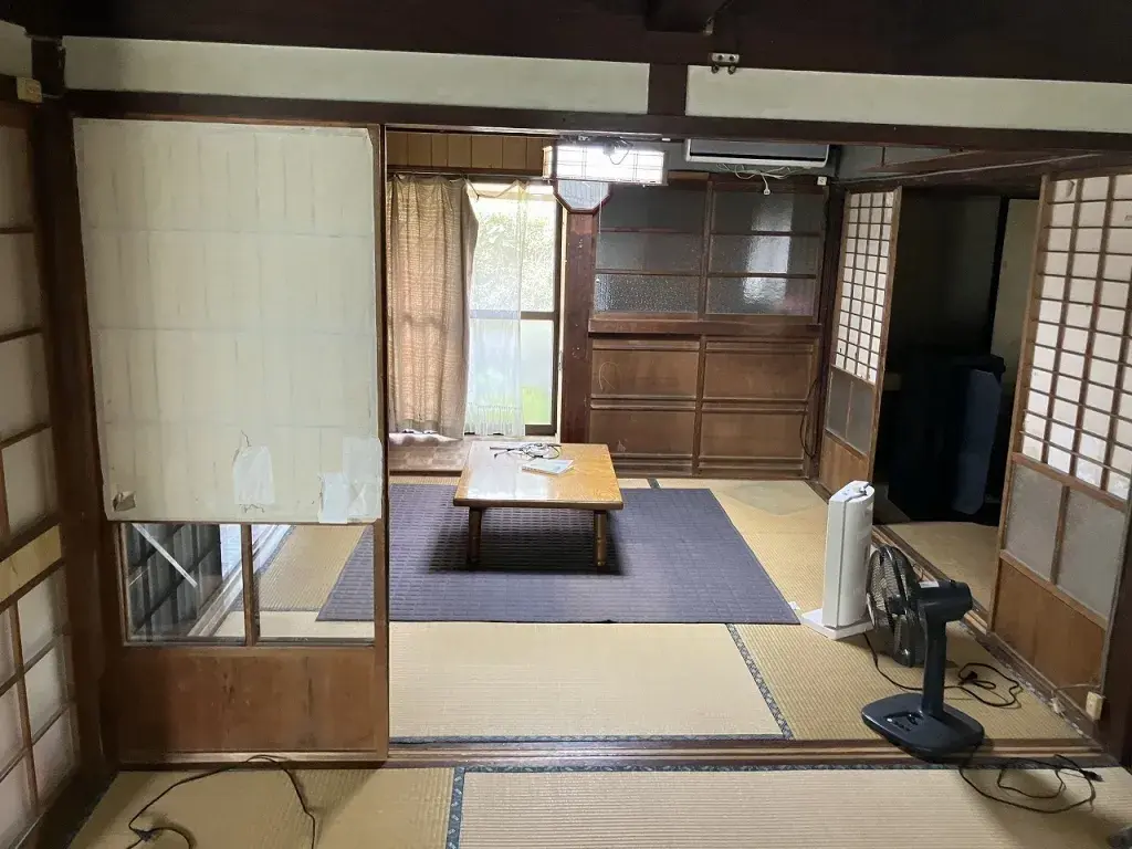 Slide 4