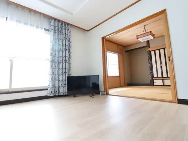 Slide 5