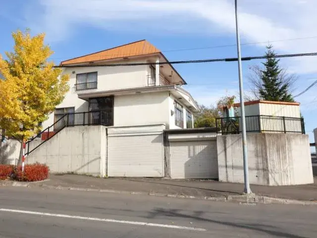 Slide 0