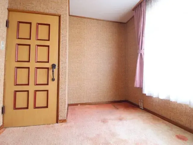 Slide 4