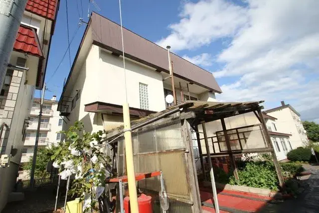 Slide 4