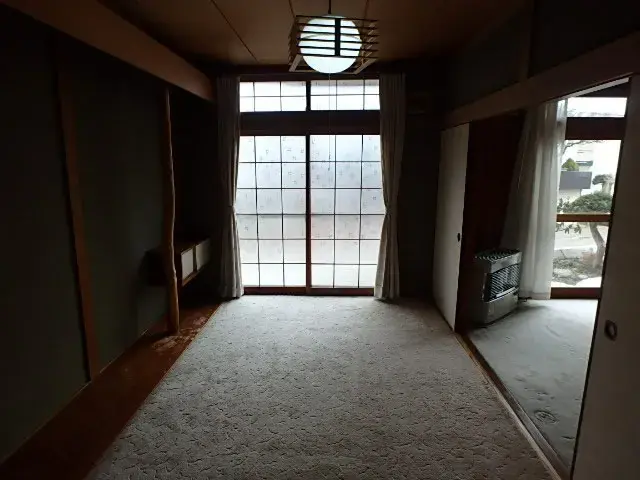 Slide 4
