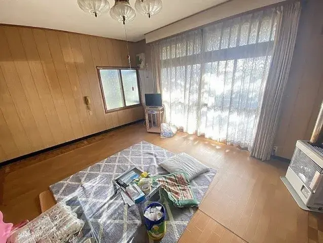Slide 4