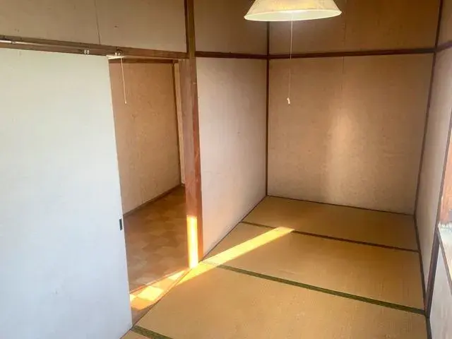 Slide 4