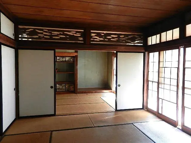 Slide 4