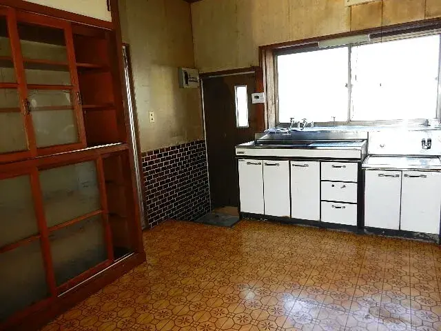 Slide 9