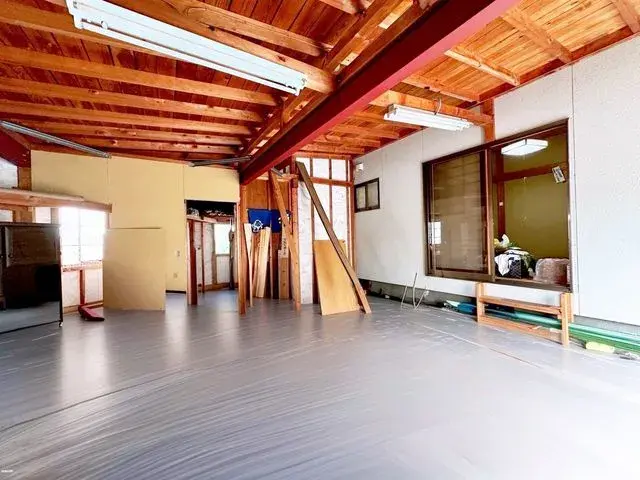 Slide 5