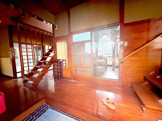 Slide 9