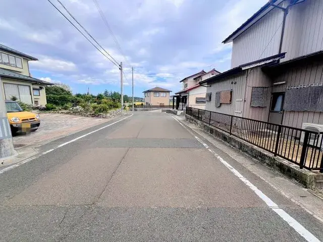 Slide 4