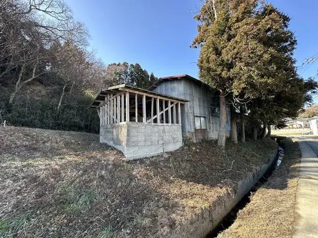 Slide 6
