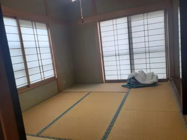 Slide 4
