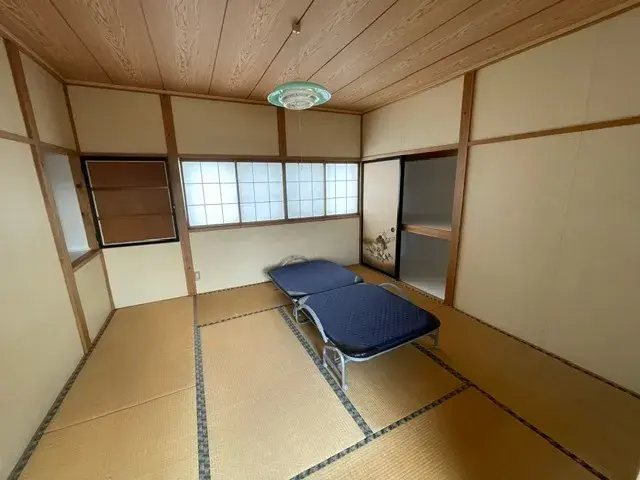 Slide 3