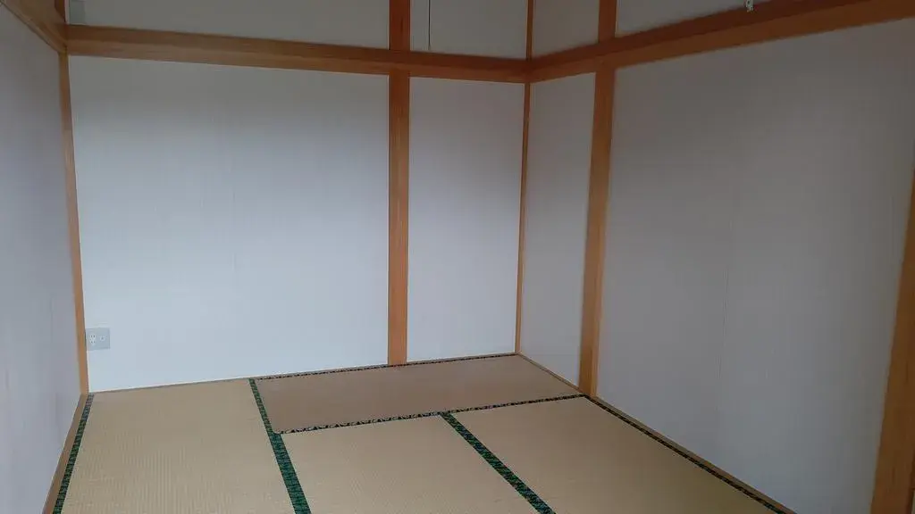 Slide 4