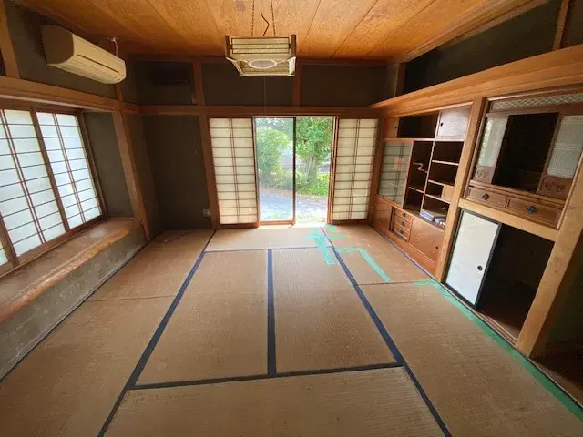 Slide 4