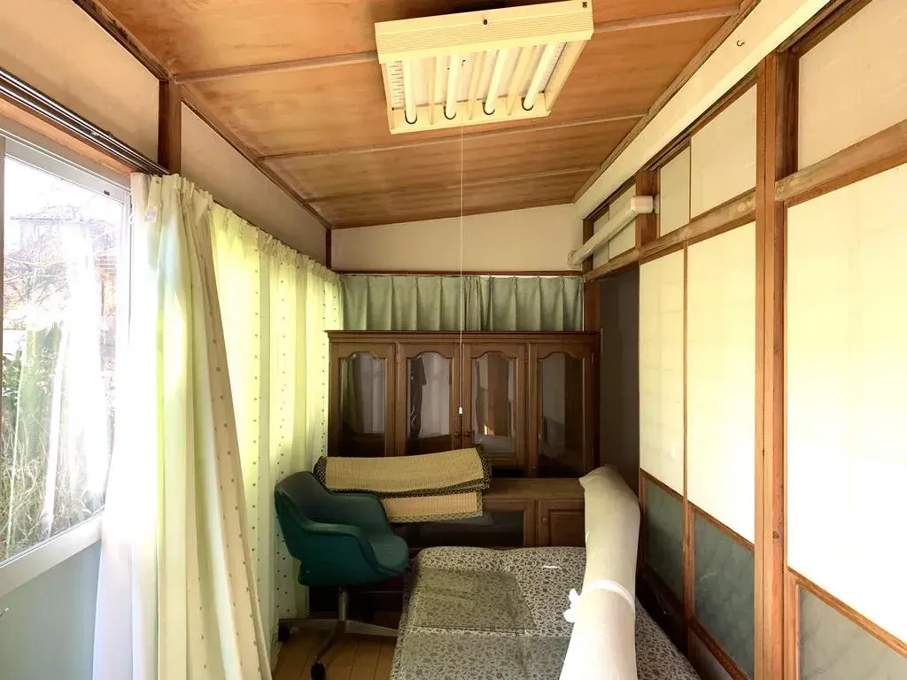 Slide 4