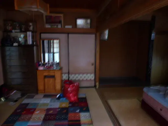 Slide 4
