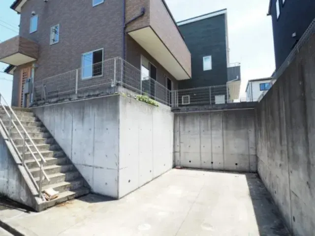 Slide 3