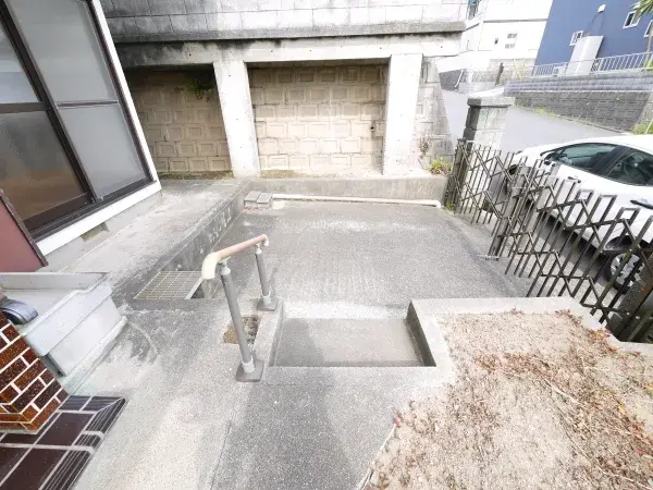 Slide 4