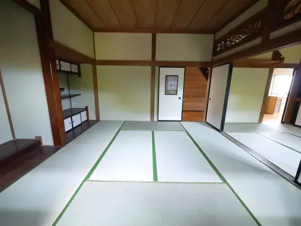 Slide 4