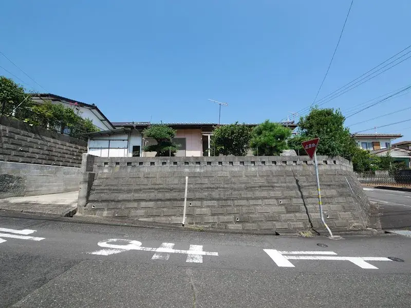 Slide 4