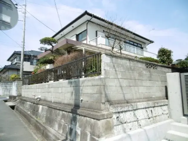 Slide 0