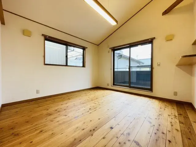 Slide 4