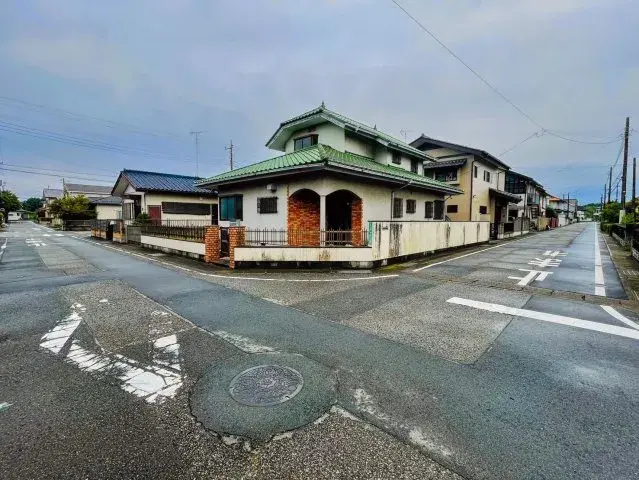 Slide 4