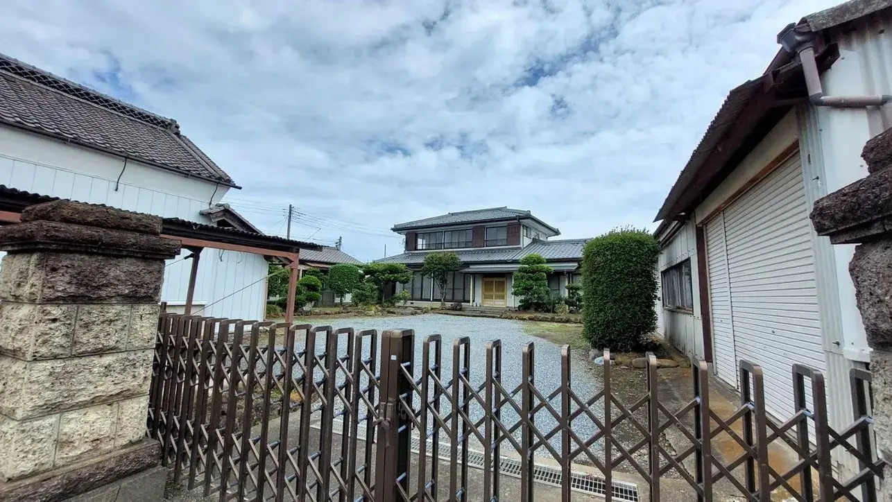 Slide 4