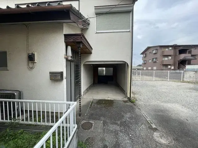 Slide 4