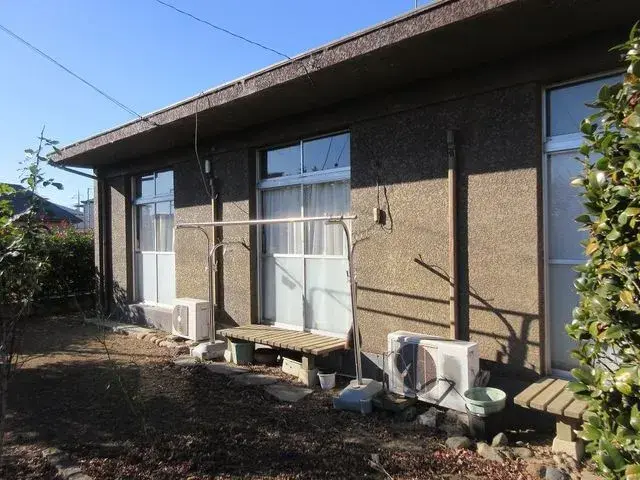 Slide 0