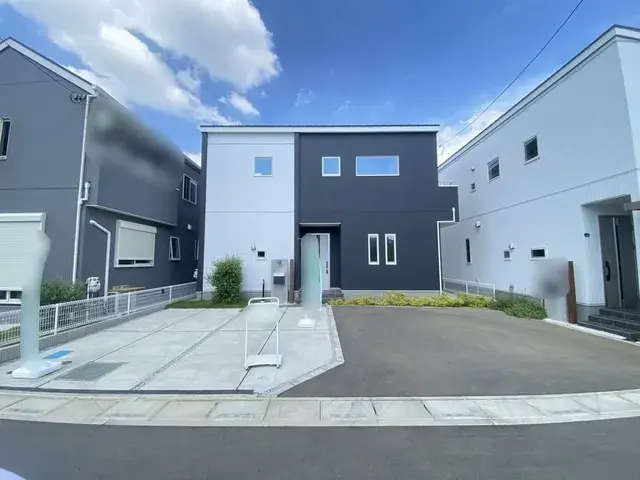 Slide 4