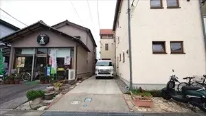Slide 4