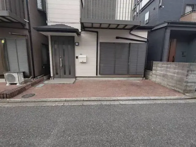 Slide 4