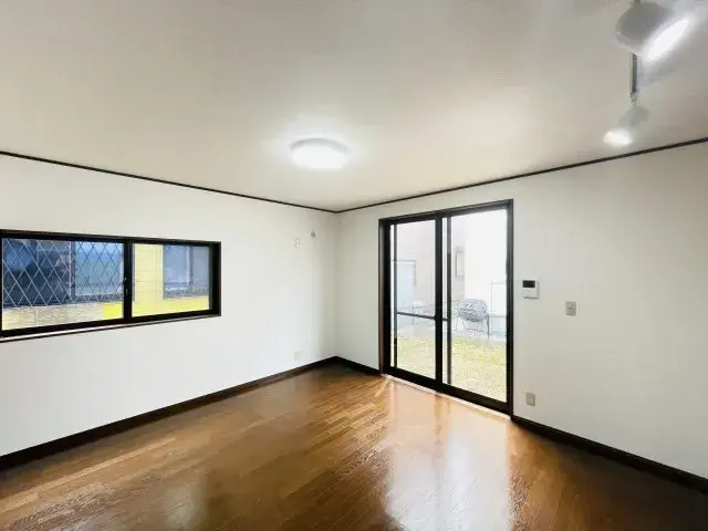 Slide 4